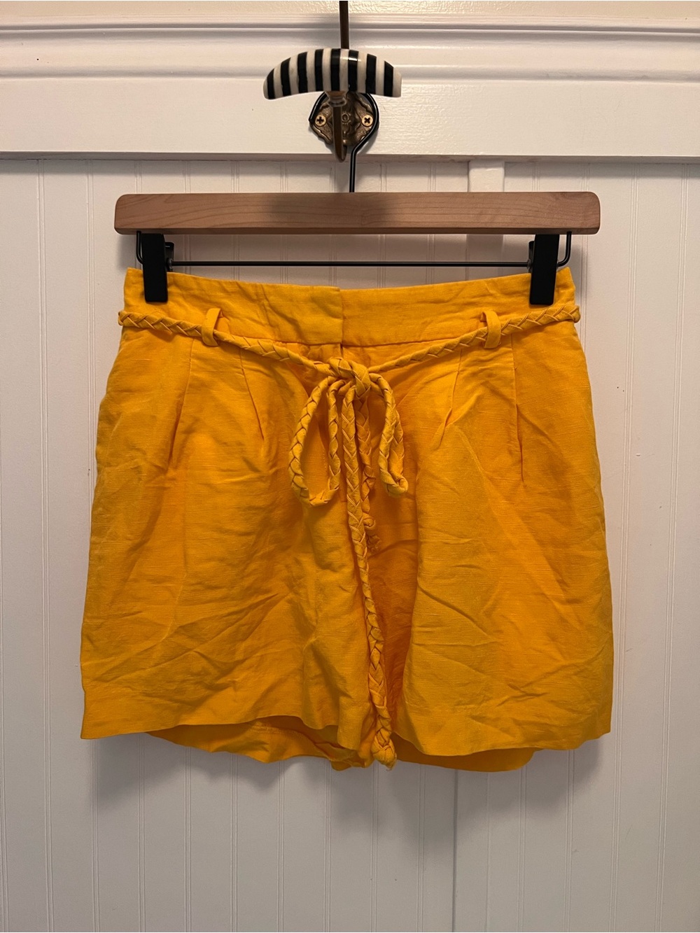 Ann Taylor Mustard Yellow Linen Blend Shorts Petite 00